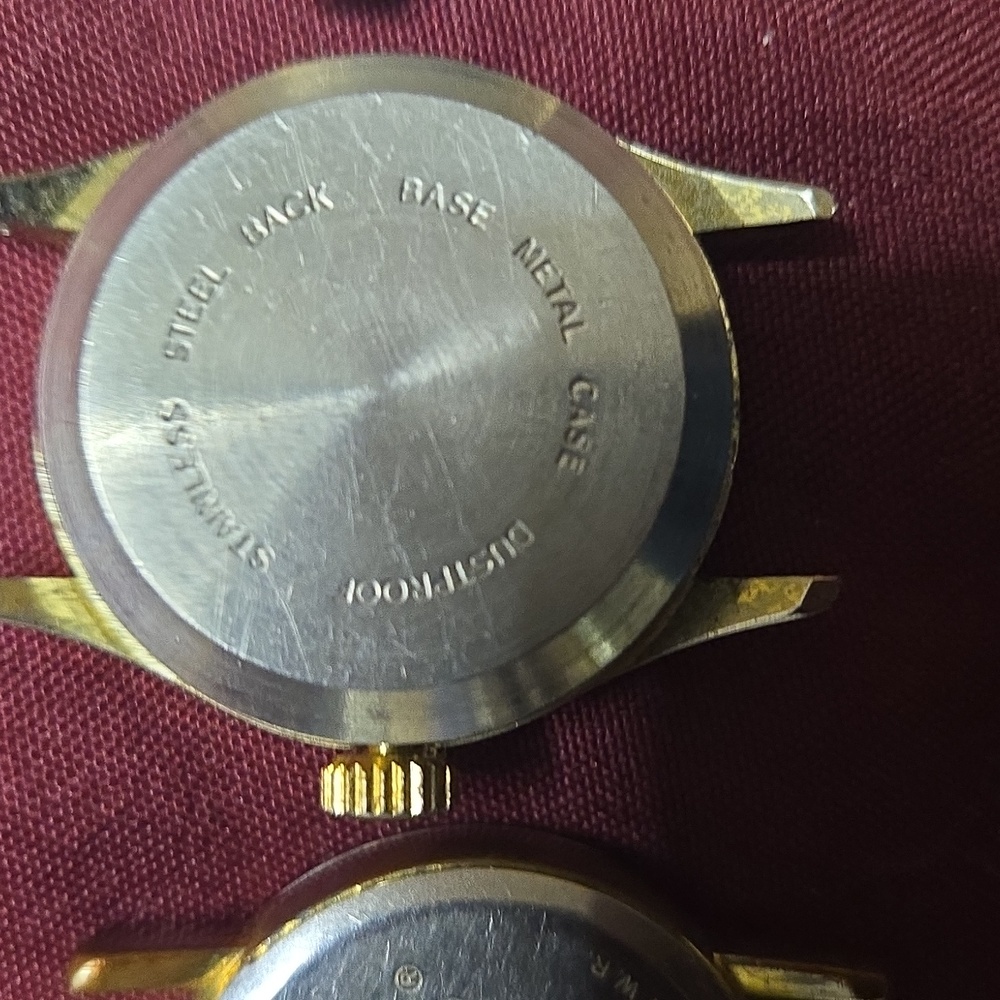 VINTAGE AND RARE Mickey Mouse Gold Watches Set - Picture 3 of 7